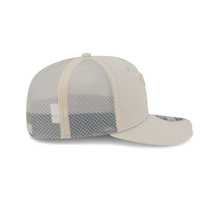 ST. LOUIS BLUES NEW ERA 9SEVENTY BLUE NOTE TRUCKER - CREAM