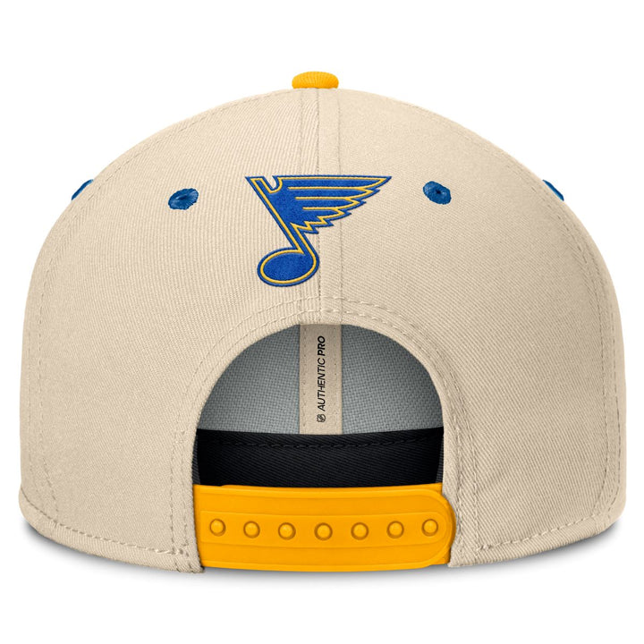 ST. LOUIS BLUES FANATICS AP PATCH WINTER CLASSIC SNAPBACK HAT- CREAM Hat Fanatics