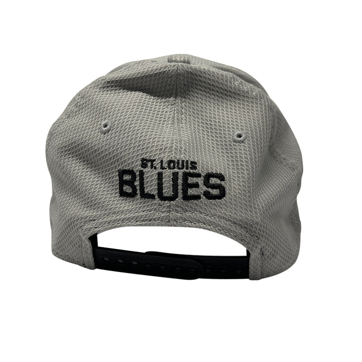 ST. LOUIS BLUES NEW ERA 9FORTY NOTE STRETCH SNAPBACK HAT - GREY