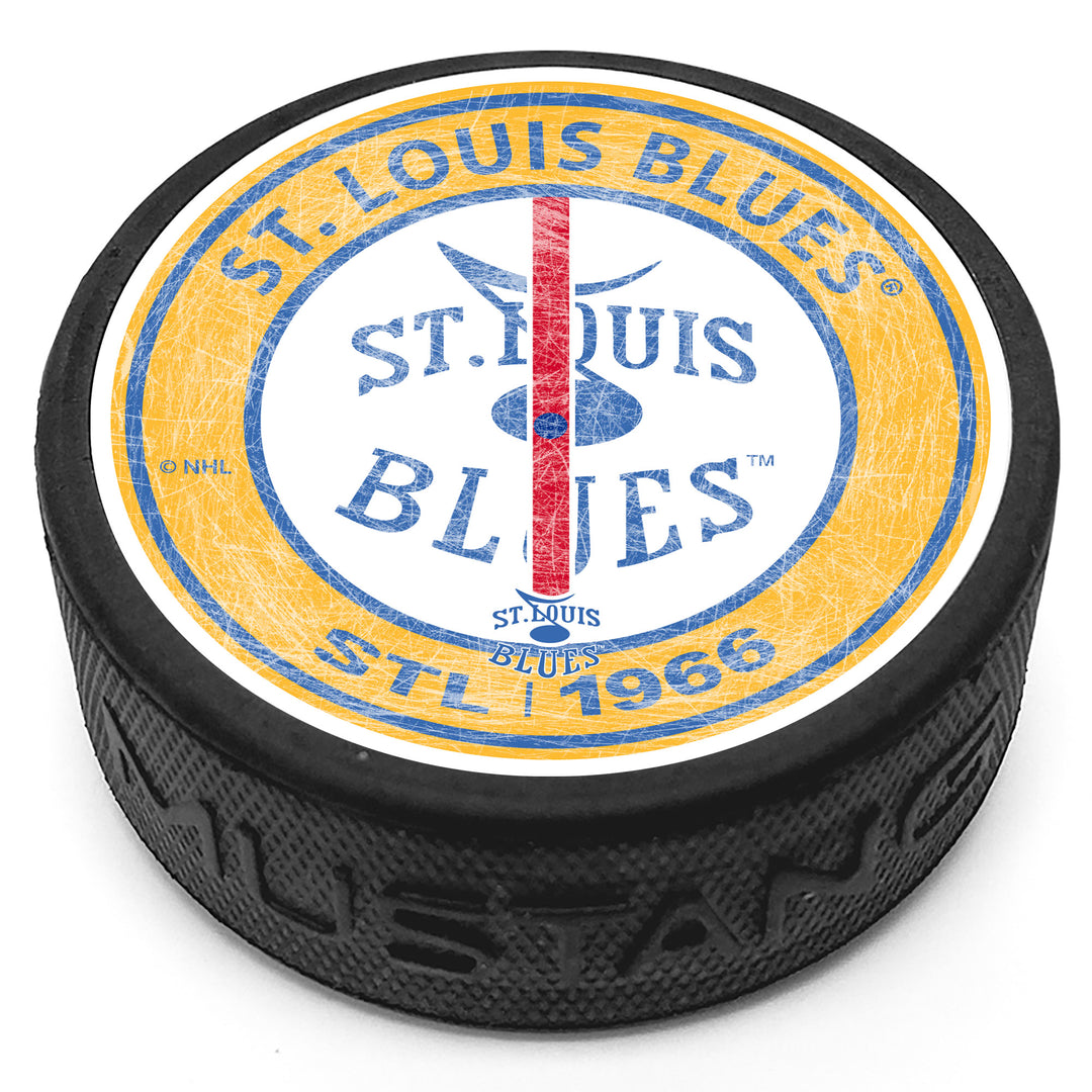 ST. LOUIS BLUES MUSTANG PRODUCTS REVERSE RETRO CENTER ICE PUCK