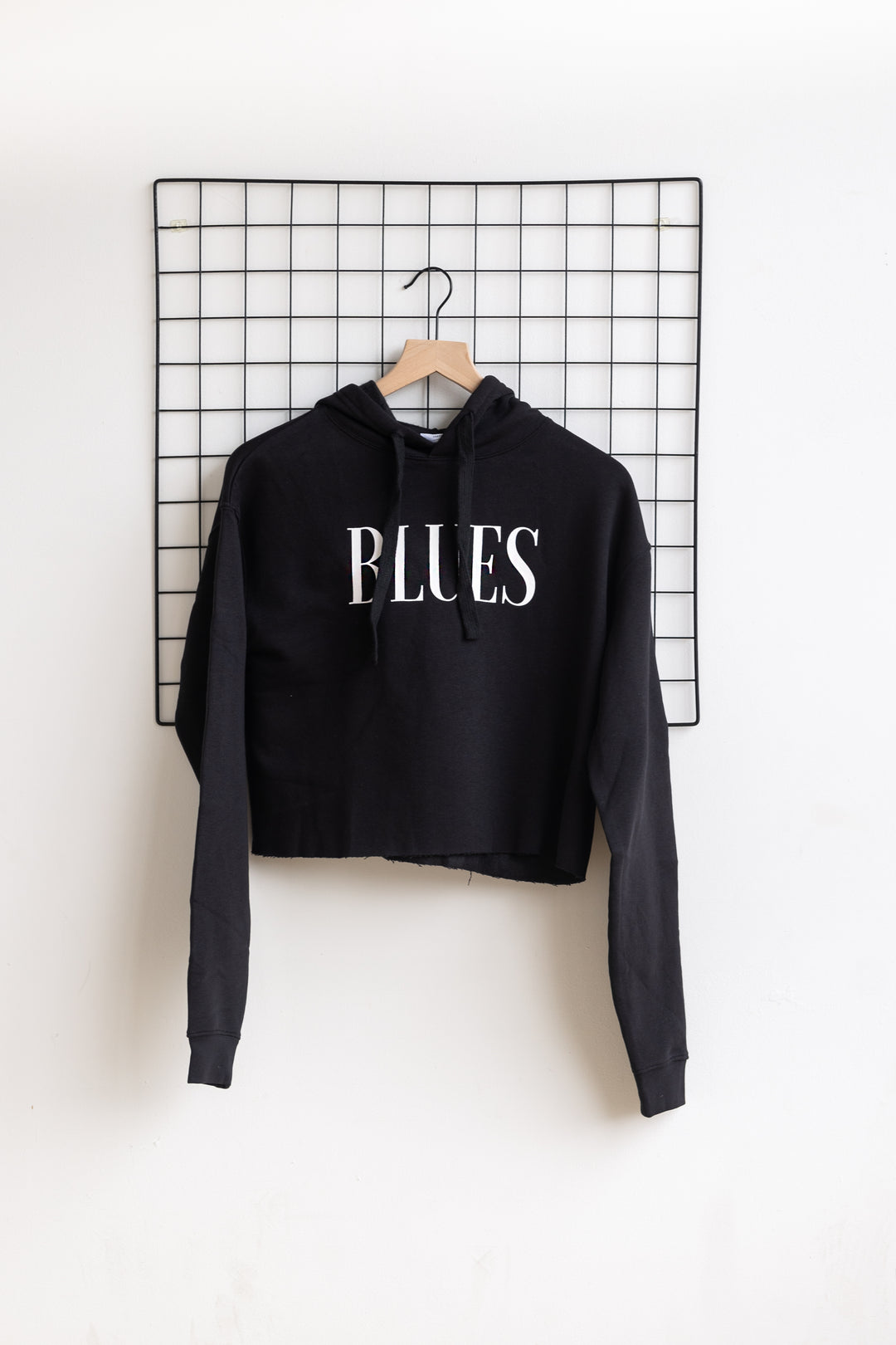 ST. LOUIS BLUES LINE CHANGE CROP HOODIE- BLACK Hoodie Line Change   